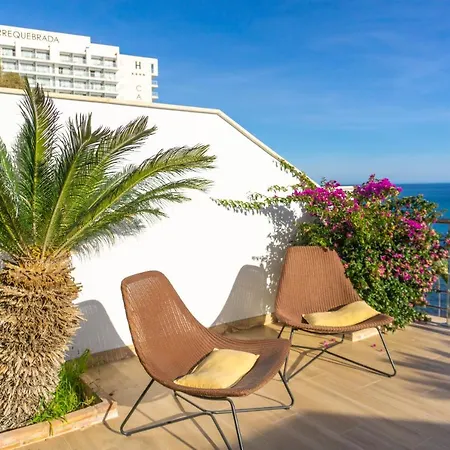 *new* La Pinta 2 - Frontbeach Pool Quality!