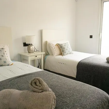 *new* La Pinta 2 - Frontbeach Pool Quality! Apartment *