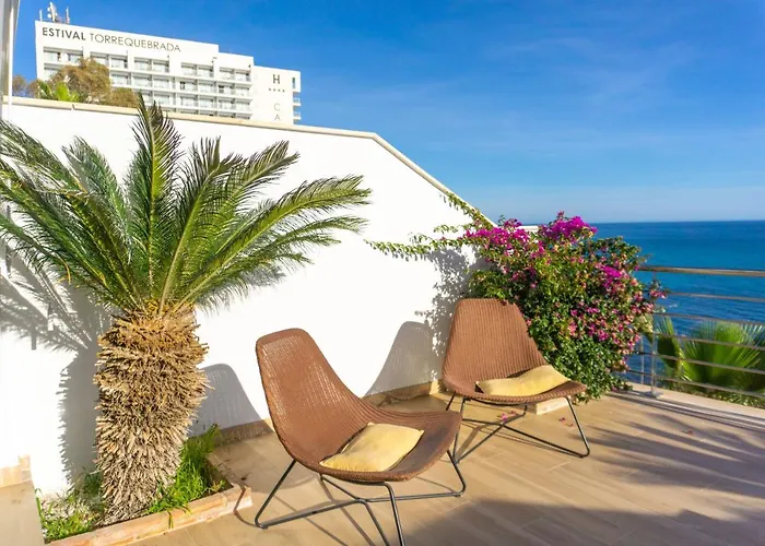 *new* La Pinta 2 - Frontbeach Pool Quality!