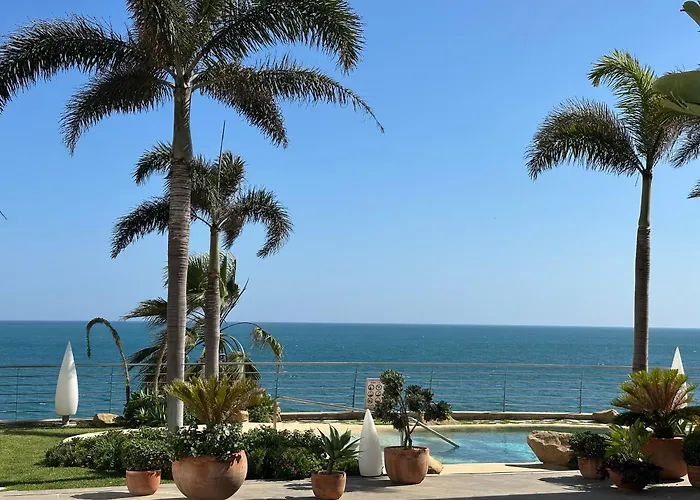 *new* La Pinta 2 - Frontbeach Pool Quality! *